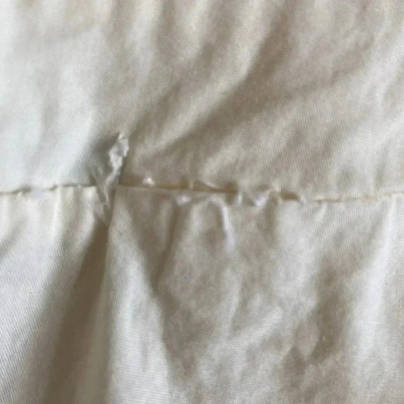 Cut•Loose | V-Neck Organic Cotton Tank Top - Picture 4 of 6